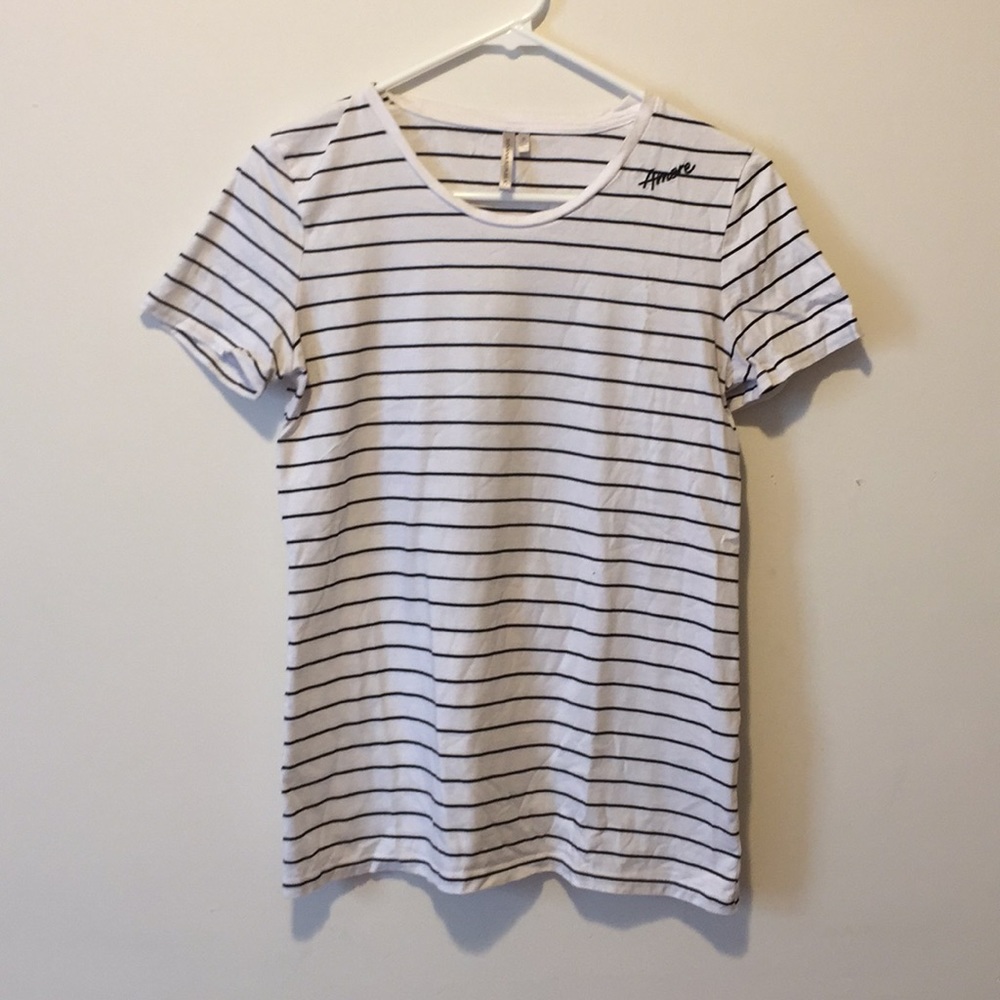 Banana republic tee shirt